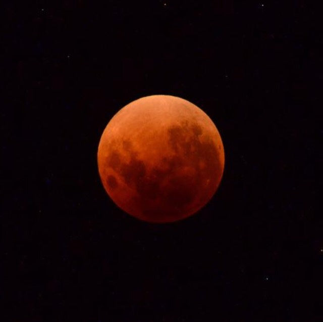 Aquarius Blood Moon Lunar Eclipse Ritual