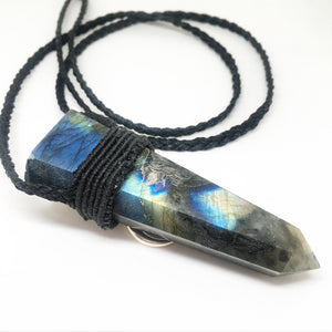 Labradorite New Moon Macrame Pendant - Lost Cosmos