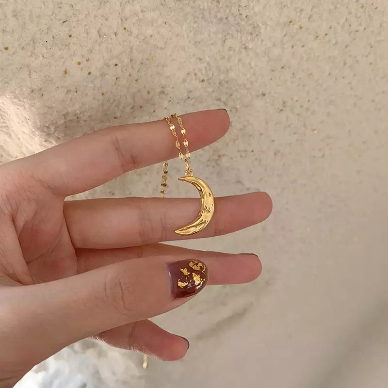 Gold Stevie Moon Necklace